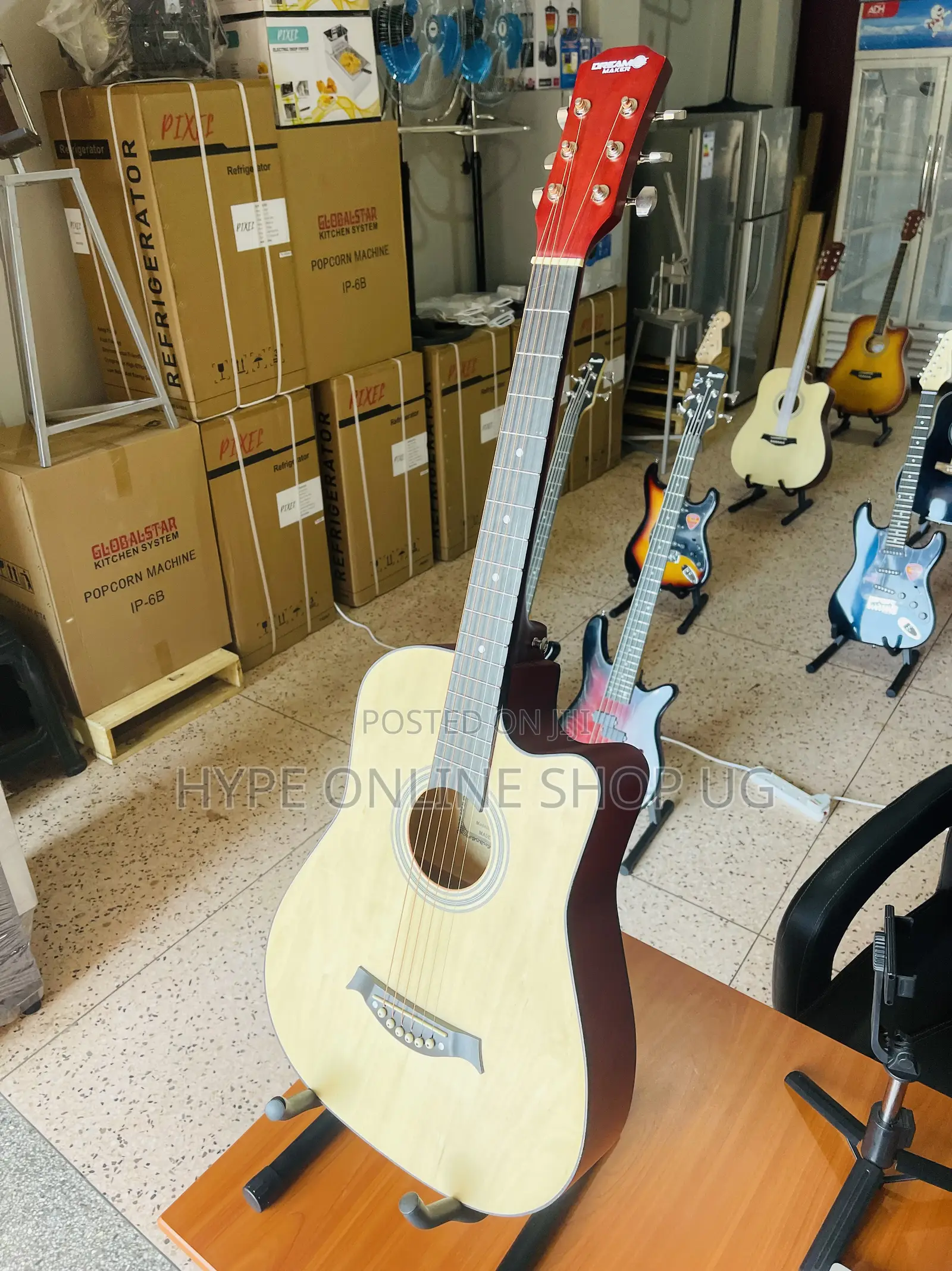 Brandnew Dream Maker Medium Acoustic Guitar