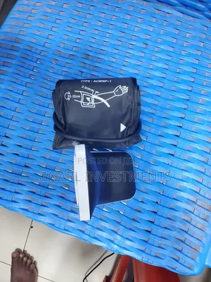 Upper Arm Blood Pressure Eletronic Monitor