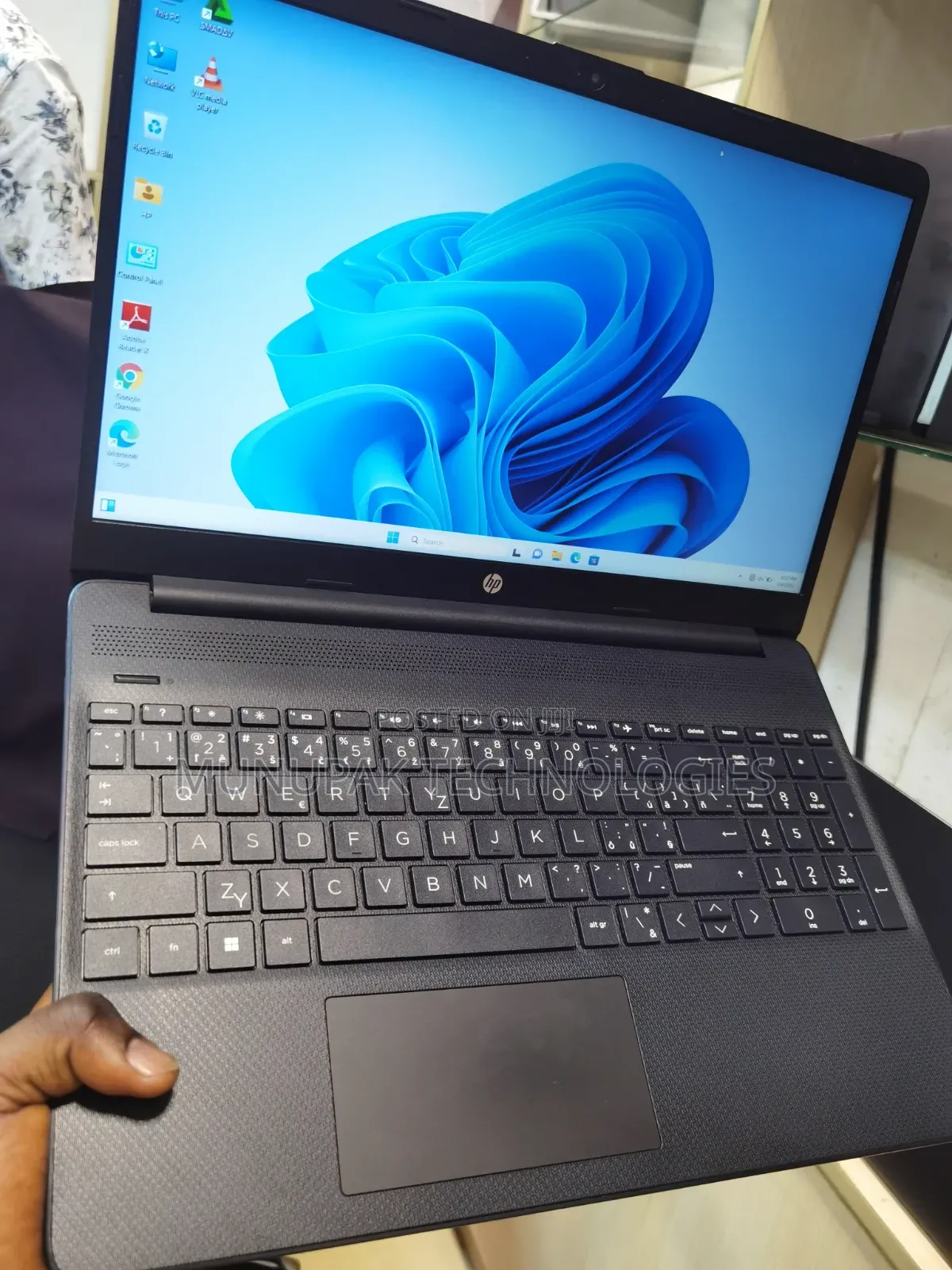 Laptop HP 15s 8GB AMD SSD 256GB