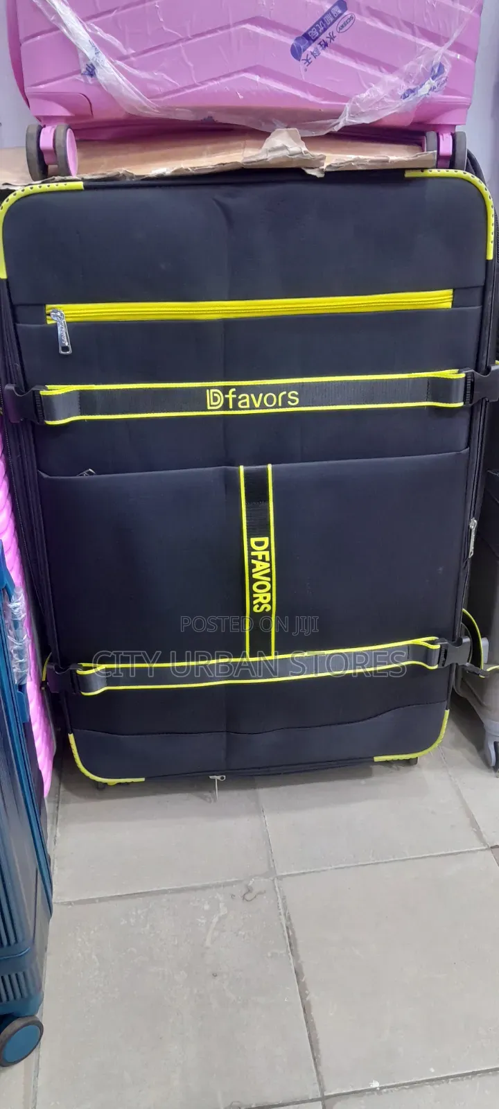 Dfavours Extra Large Suitcase