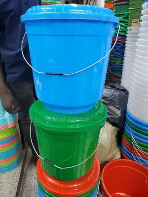 20liters Metallic Handle Plastic Bucket Plastic Bucket