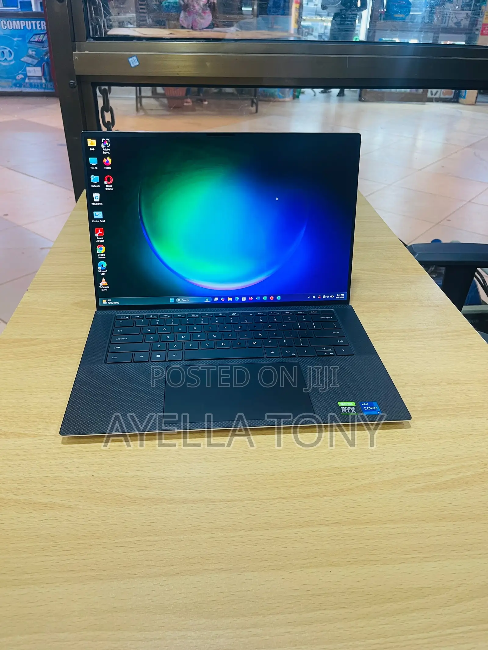 New Laptop Dell Precision 5570 16GB Intel Core i7 SSD 512GB