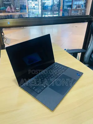 New Laptop Dell Precision 5570 16GB Intel Core i9 SSD 512GB