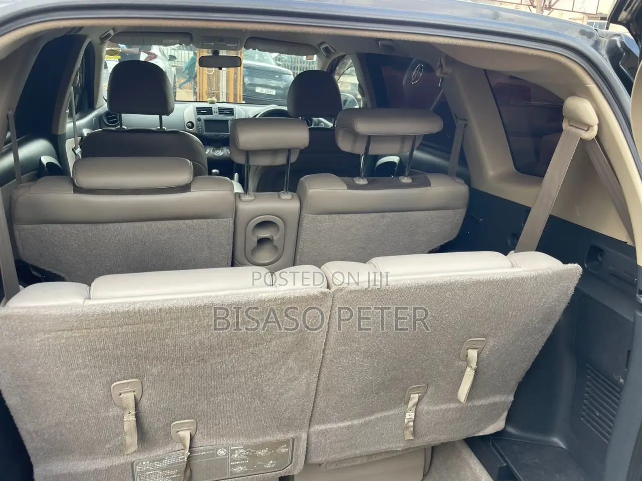 Toyota Vanguard 2010 Black