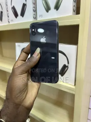 Apple iPhone X 64 GB Black