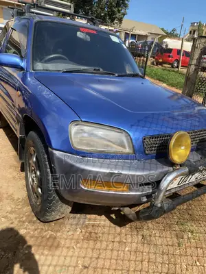 Toyota RAV4 1999 Blue