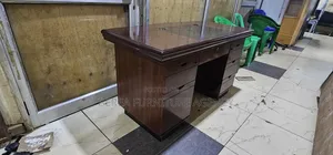 Refurbished Executive Office Table 1.4 Meters