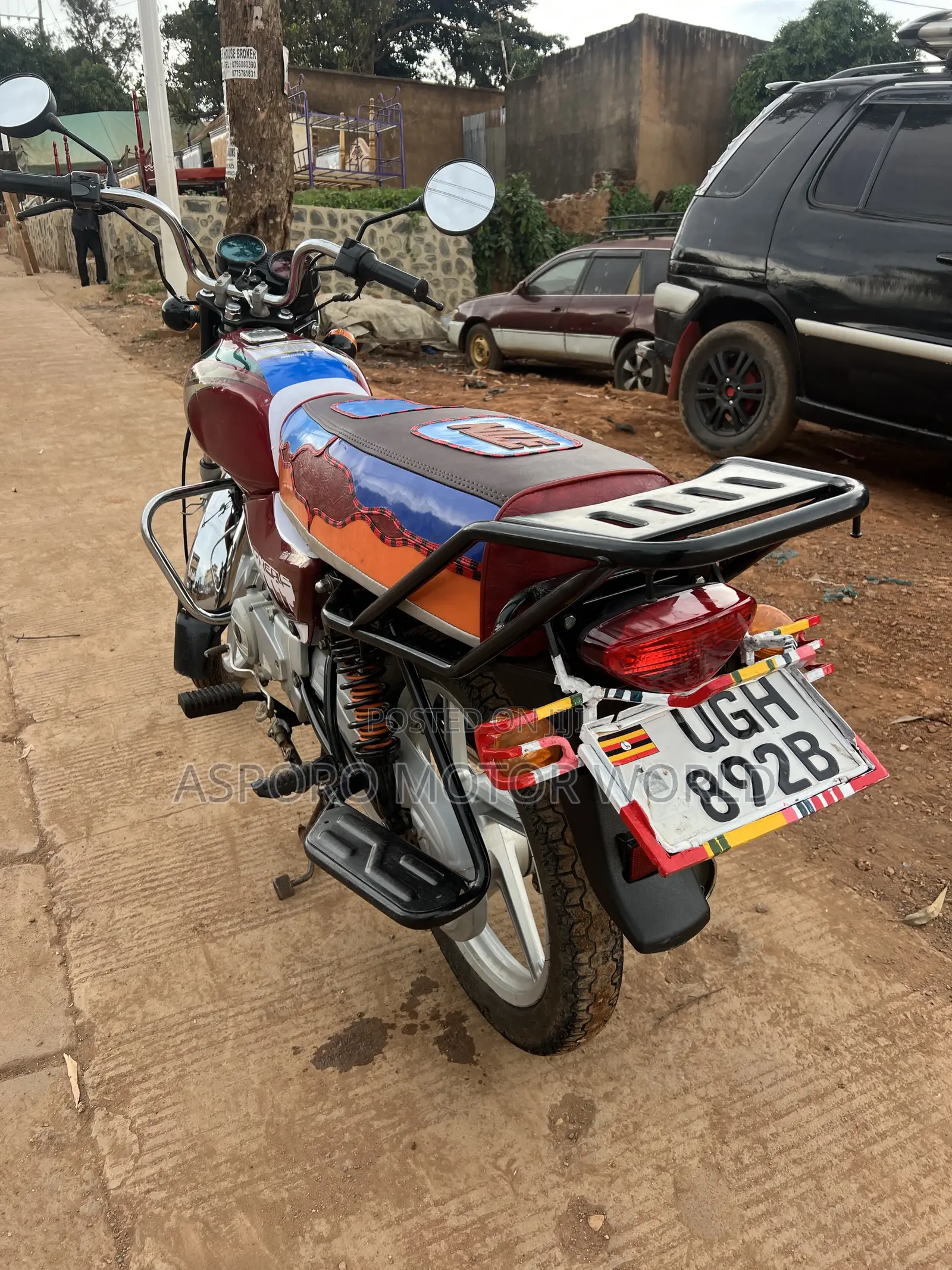 Bajaj Boxer 100 2025 Red