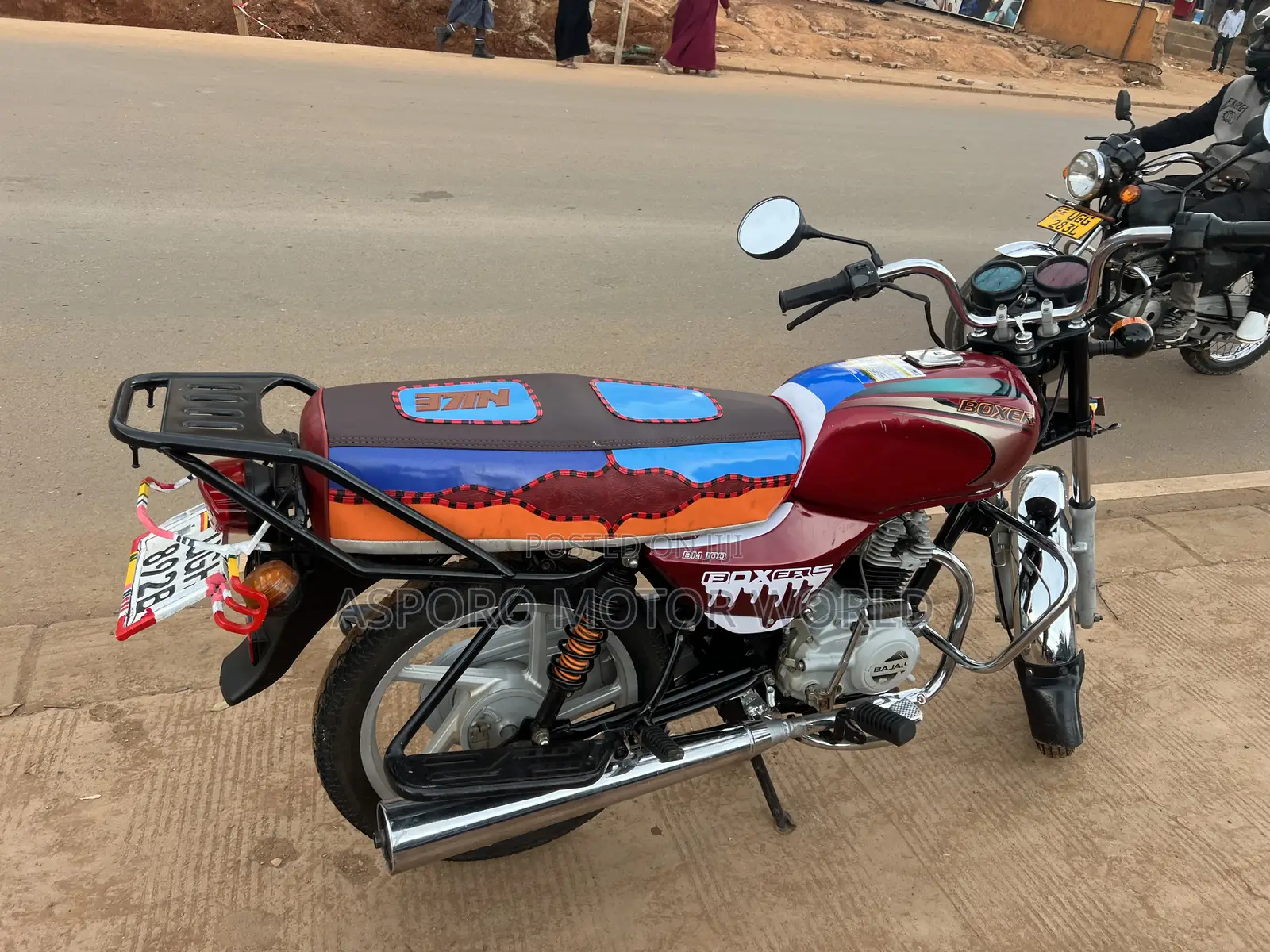 Bajaj Boxer 100 2025 Red