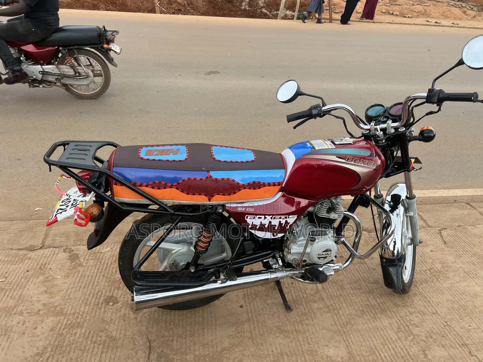 Bajaj Boxer 100 2025 Red