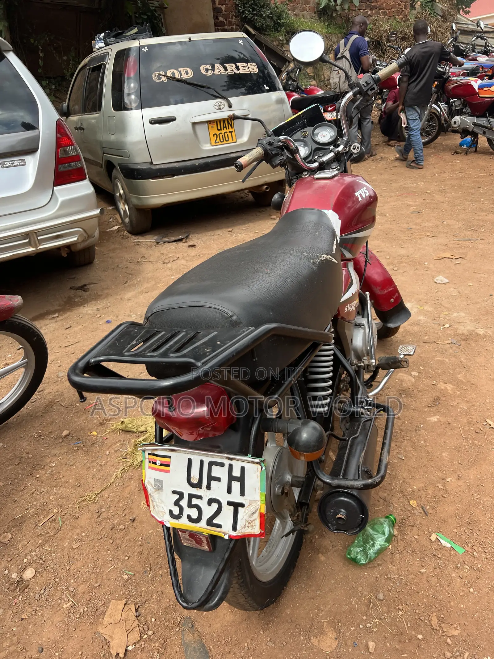 TVS HLX 125 2022 Red