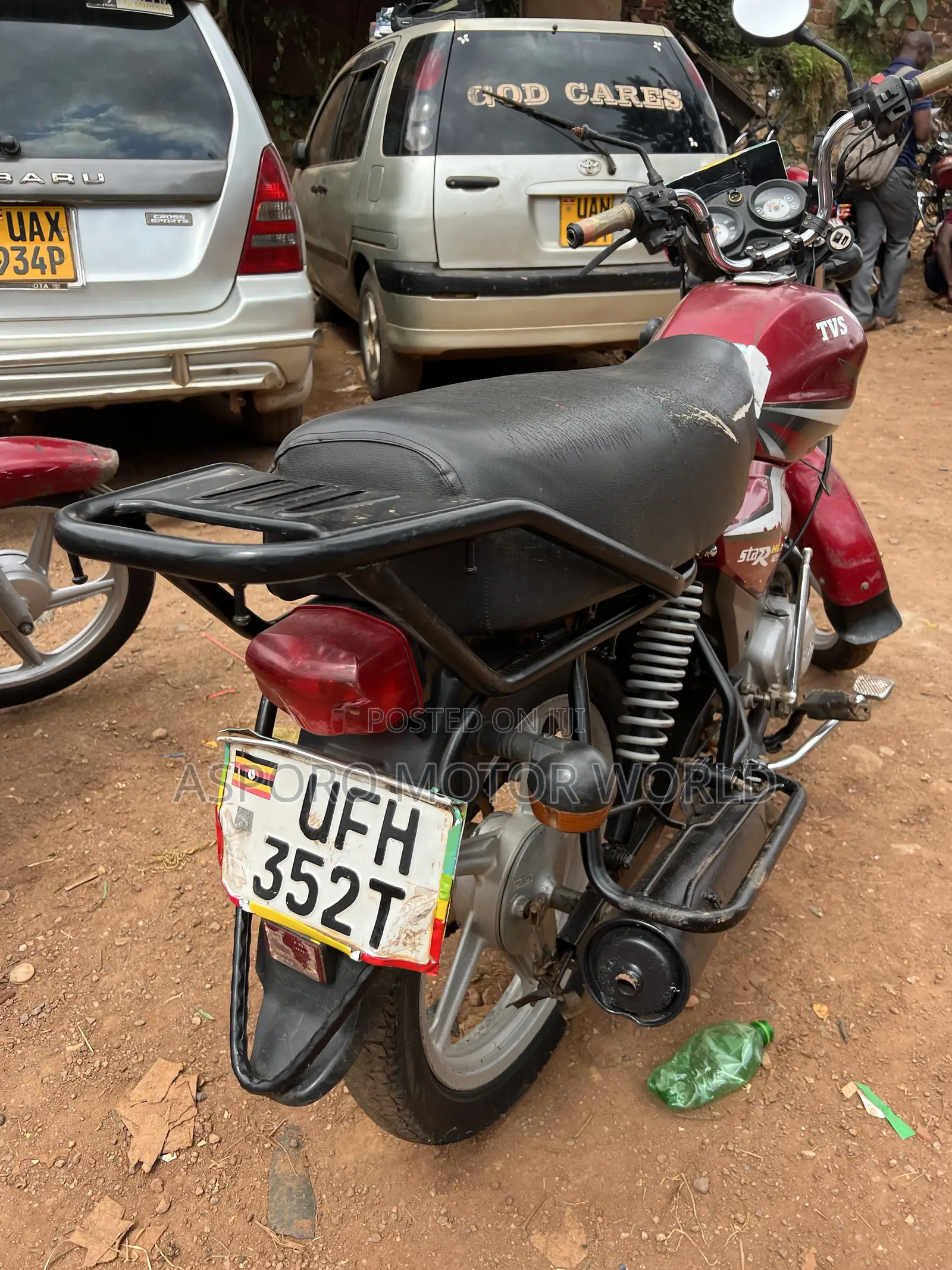 TVS HLX 125 2022 Red