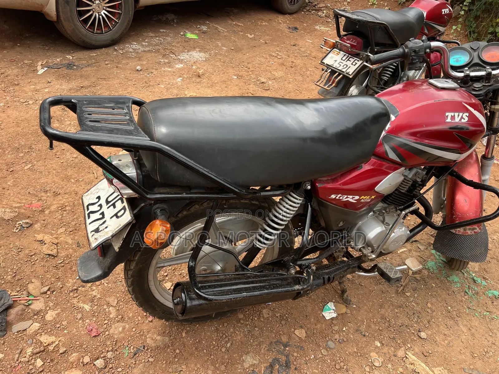 TVS HLX 125 2022 Red