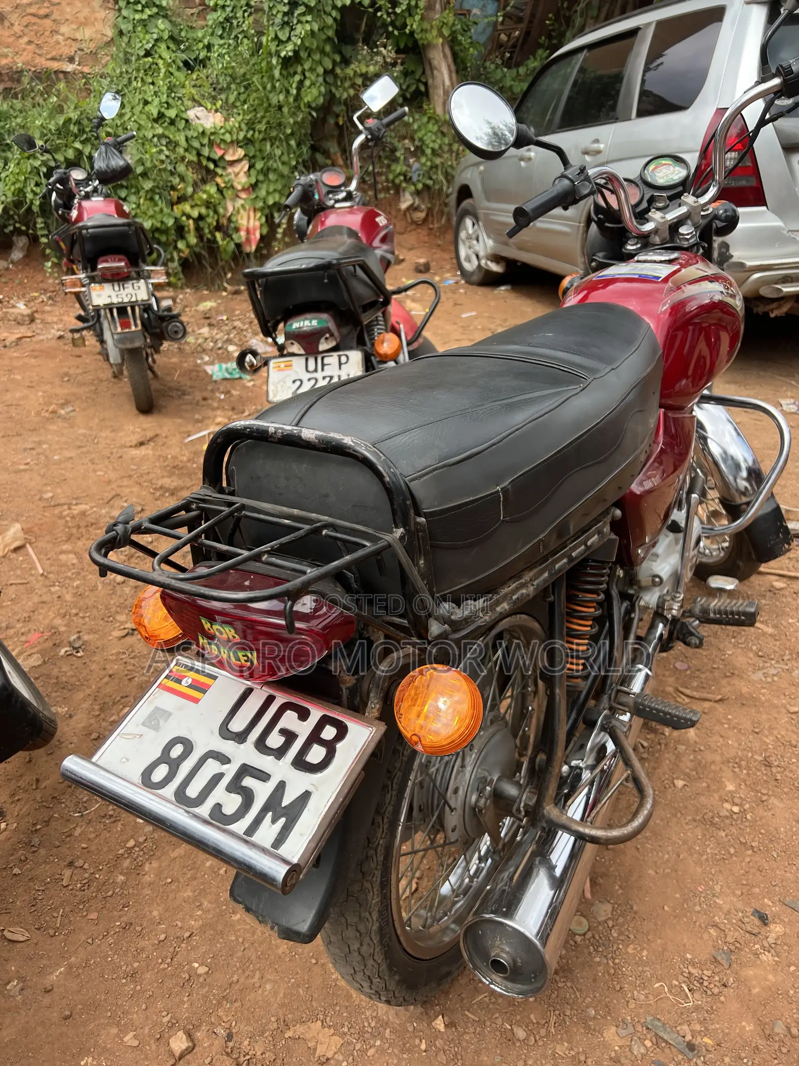 Bajaj Boxer 100 2024 Red