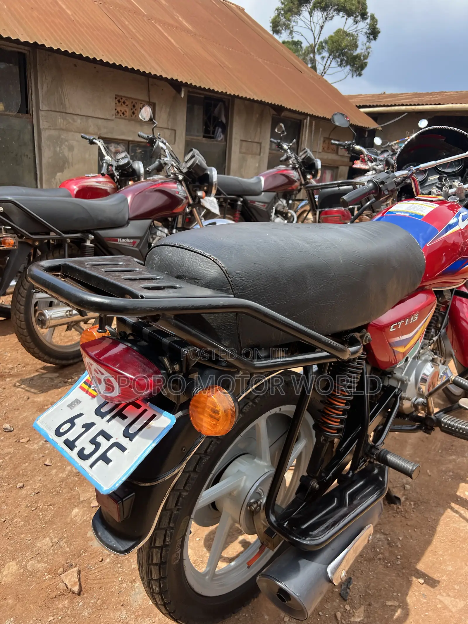 Bajaj CT 125X 2023 Red