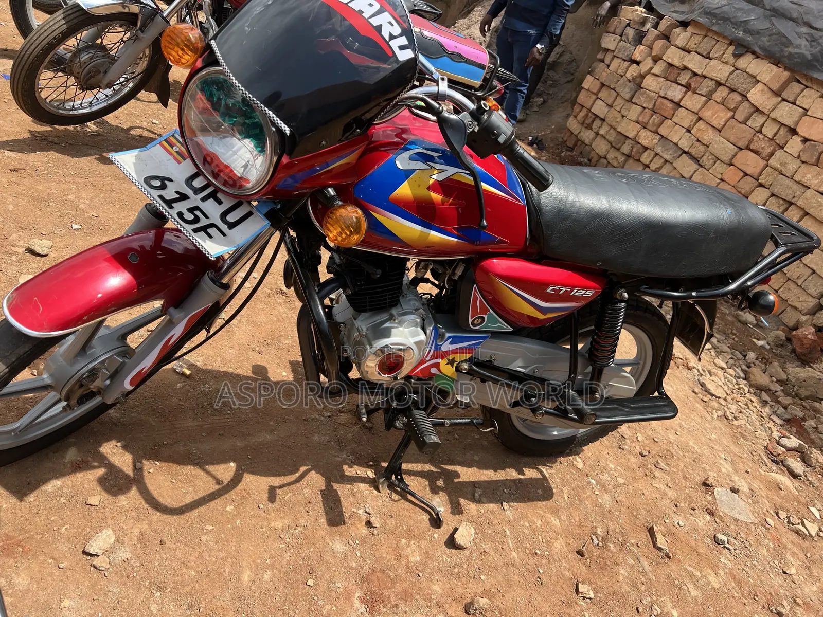 Bajaj CT 125X 2023 Red