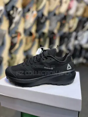 Reebok Stealth Core Black