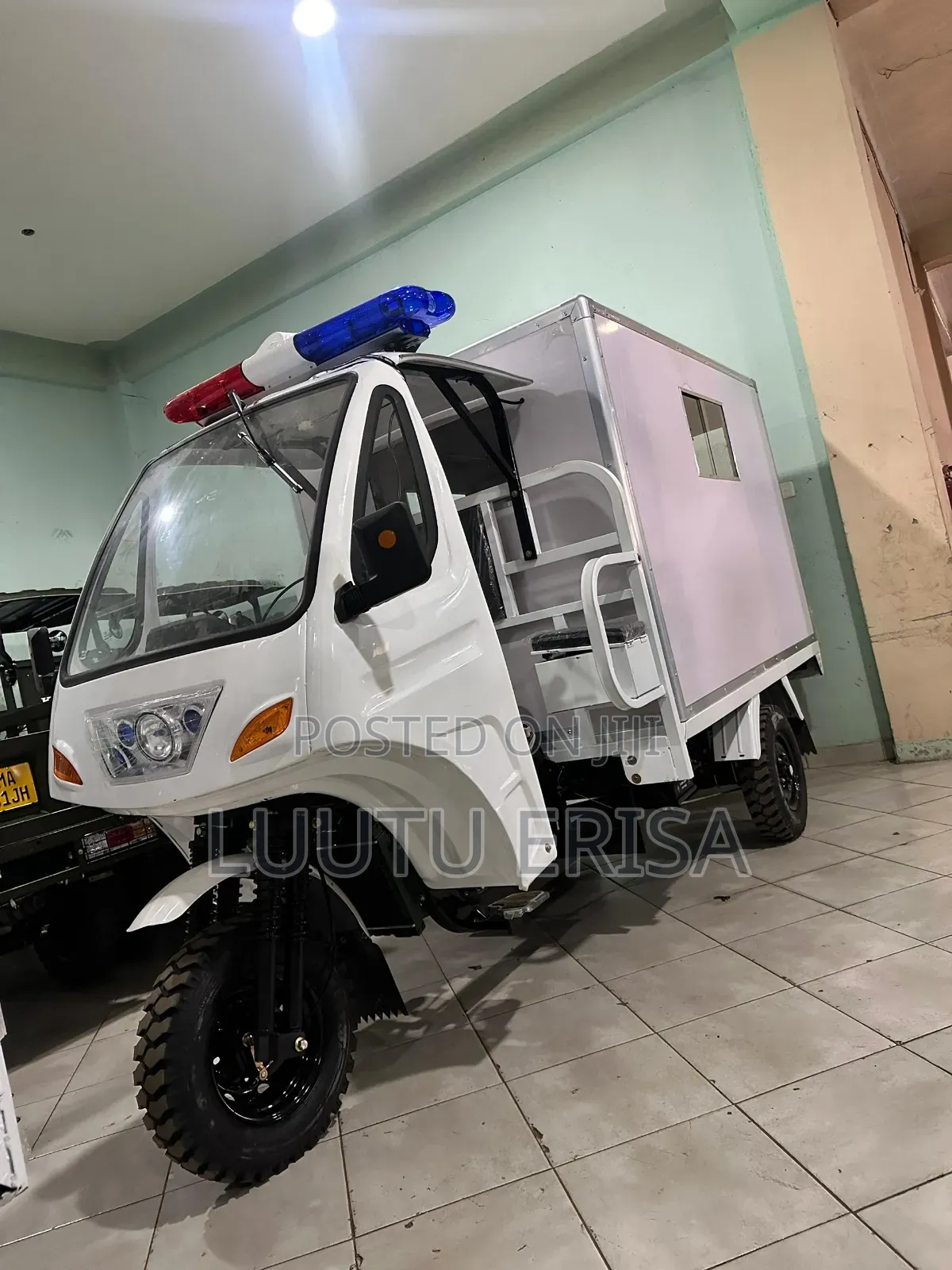 New Tricycle 2024 White