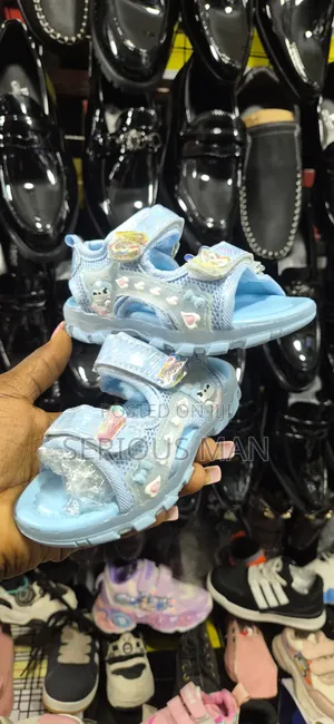 White And Pink Sanrio Character Themed Children's Sandals
