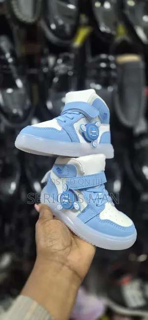 Unisex Toddler High-top Light-up Led Sneakers