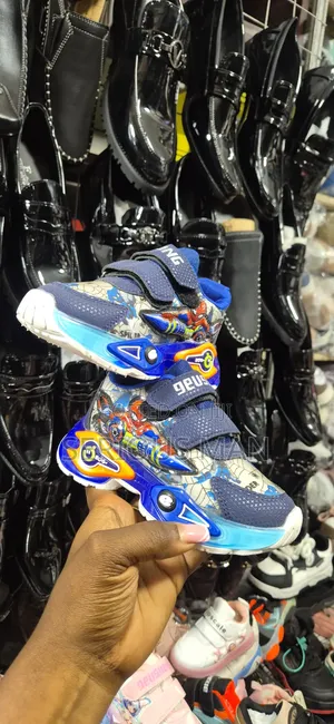 Spider-man Themed Kids' Light-up Sneakers.