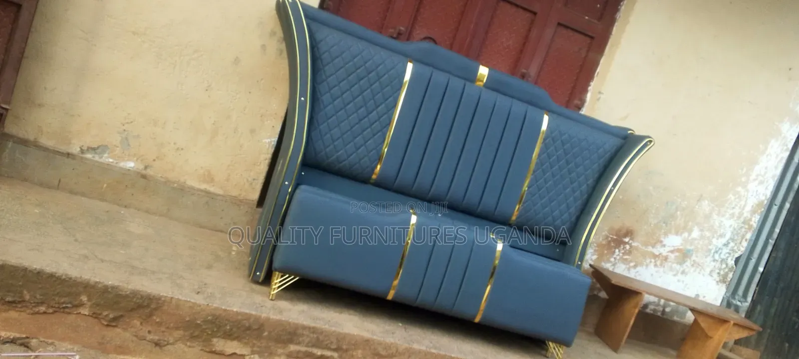 5x6 Leathered Design Bed