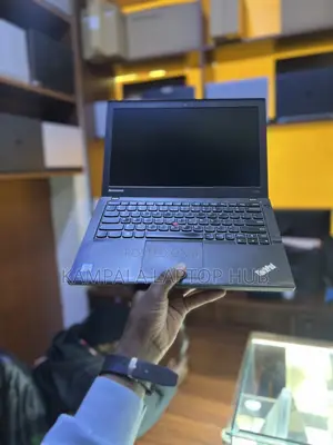 Laptop Lenovo ThinkPad X240 8GB Intel Core i5 HDD+SSD 1T