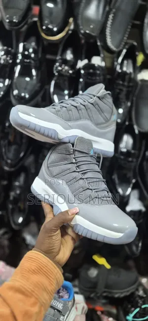 Nike Air Jordan 11 Retro "Cool Grey"
