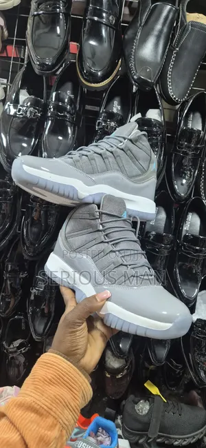 Nike Air Jordan 11 Retro "Cool Grey"