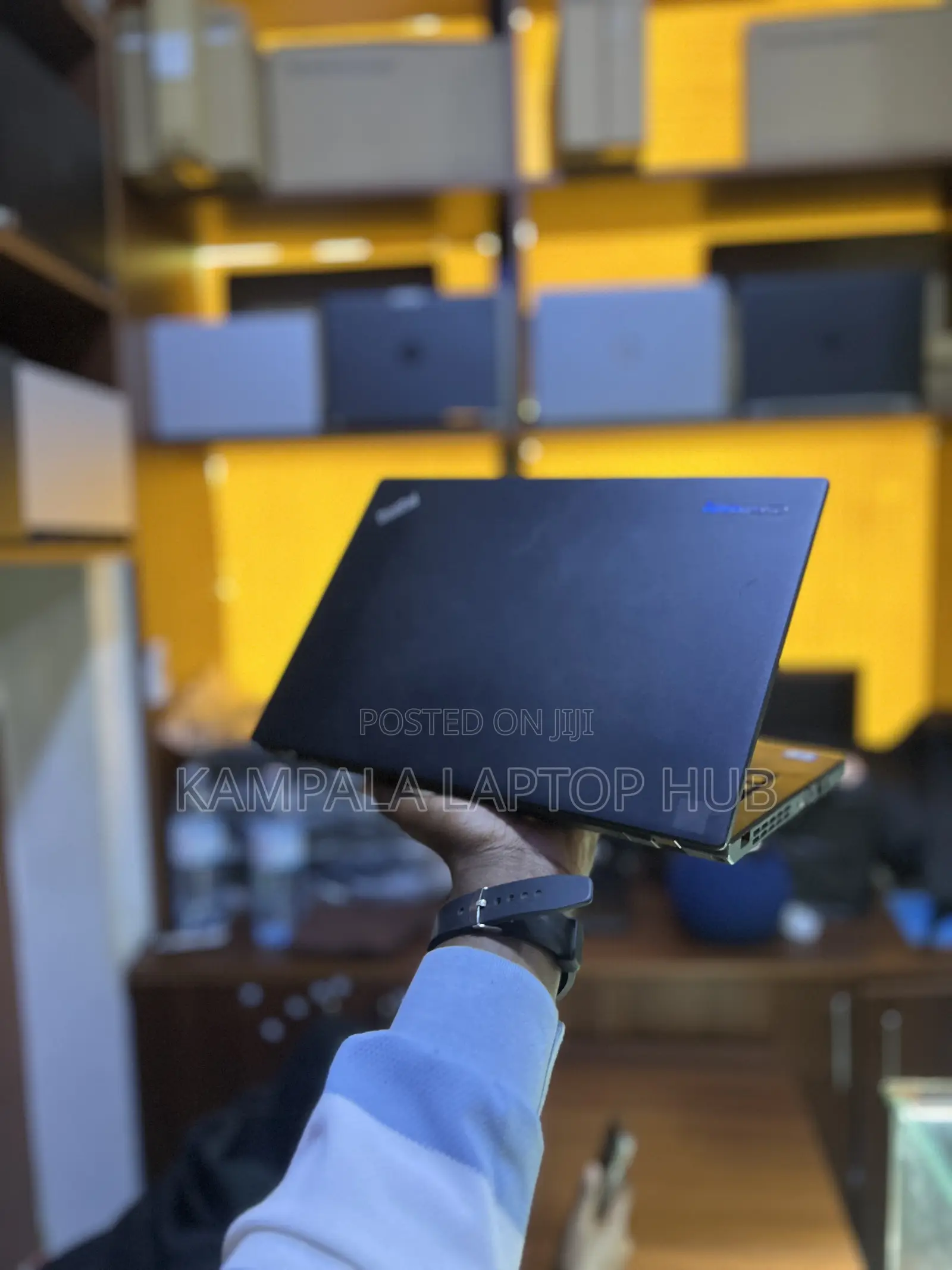 Laptop Lenovo ThinkPad X260 8GB Intel Core i5 HDD+SSD 500GB