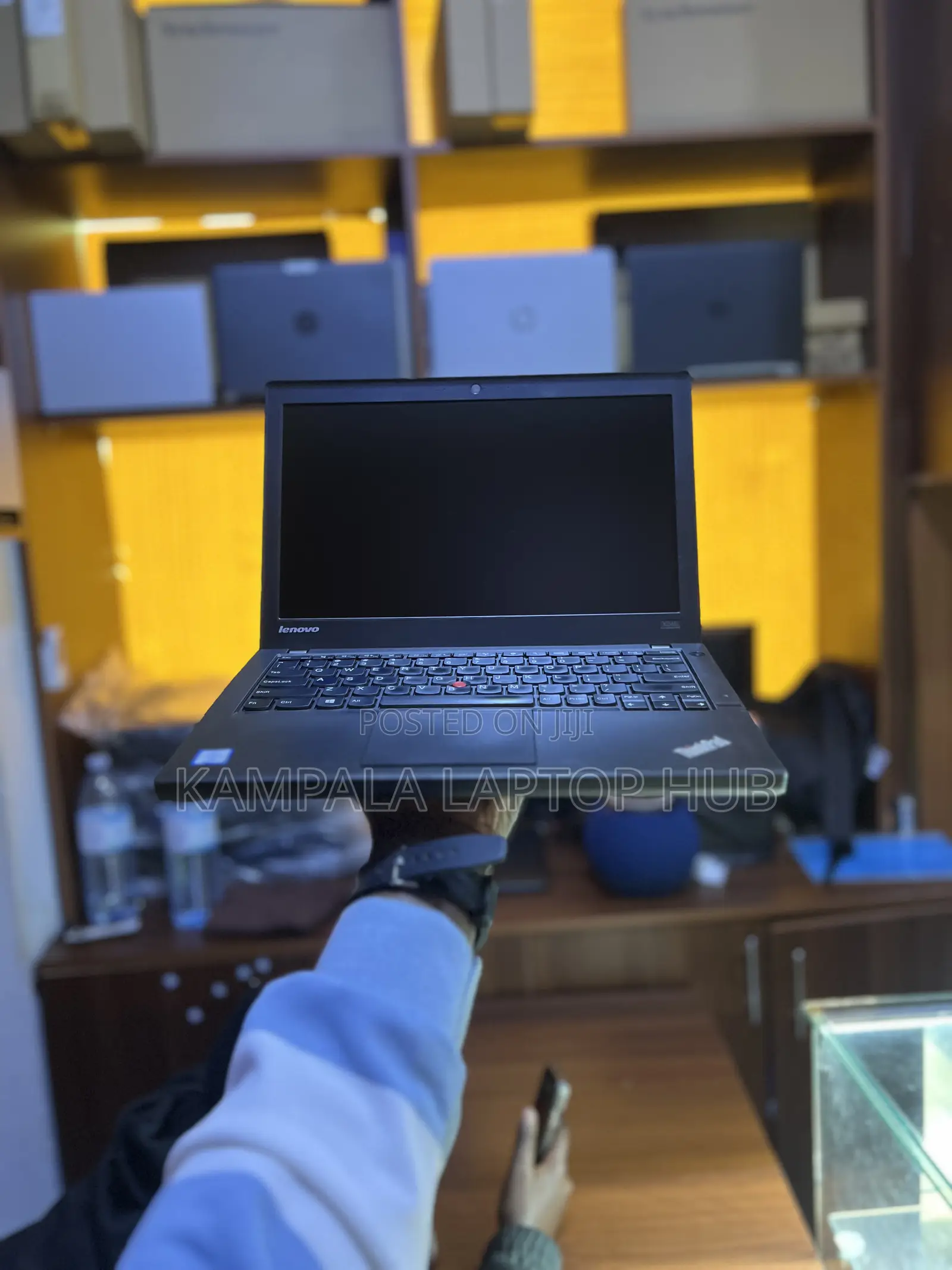 Laptop Lenovo ThinkPad X260 8GB Intel Core i5 HDD+SSD 500GB
