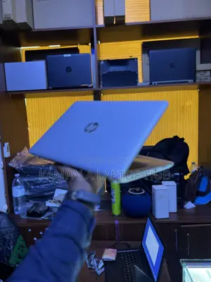 Laptop HP ProBook 440 G4 8GB Intel Core i7 HDD+SSD 500GB