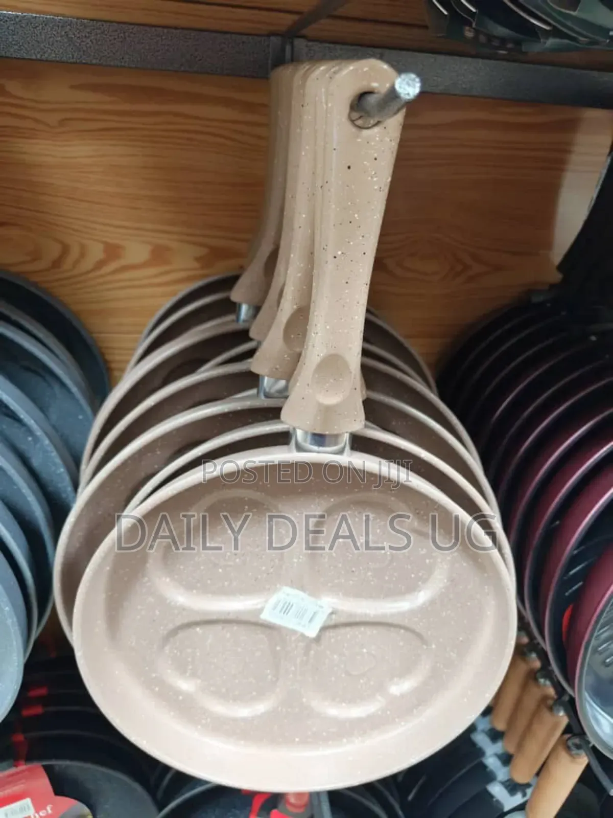 Brown Non Stick 4 Cup Heart Shape Egg Frying Pan