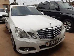 Mercedes-Benz E300 2019 White