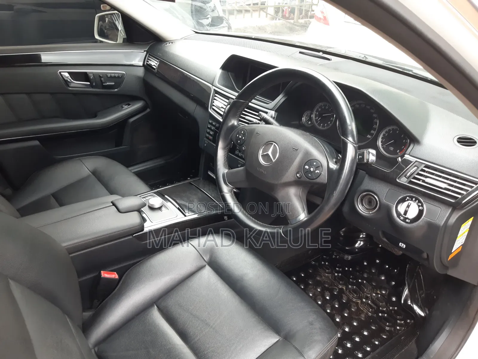 Mercedes-Benz E300 2019 White