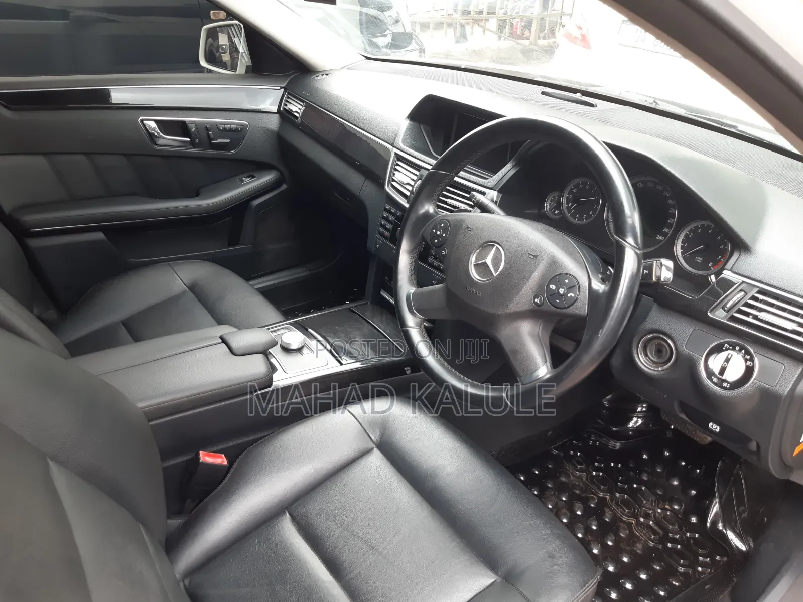 Mercedes-Benz E300 2019 White