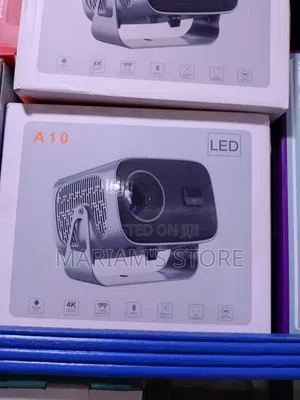 Portable Android 11.0 Projector.