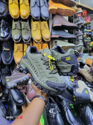 Cat Rugged Trail Sneakers Olive Green