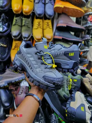 Cat Rugged Trail Sneakers Olive Green