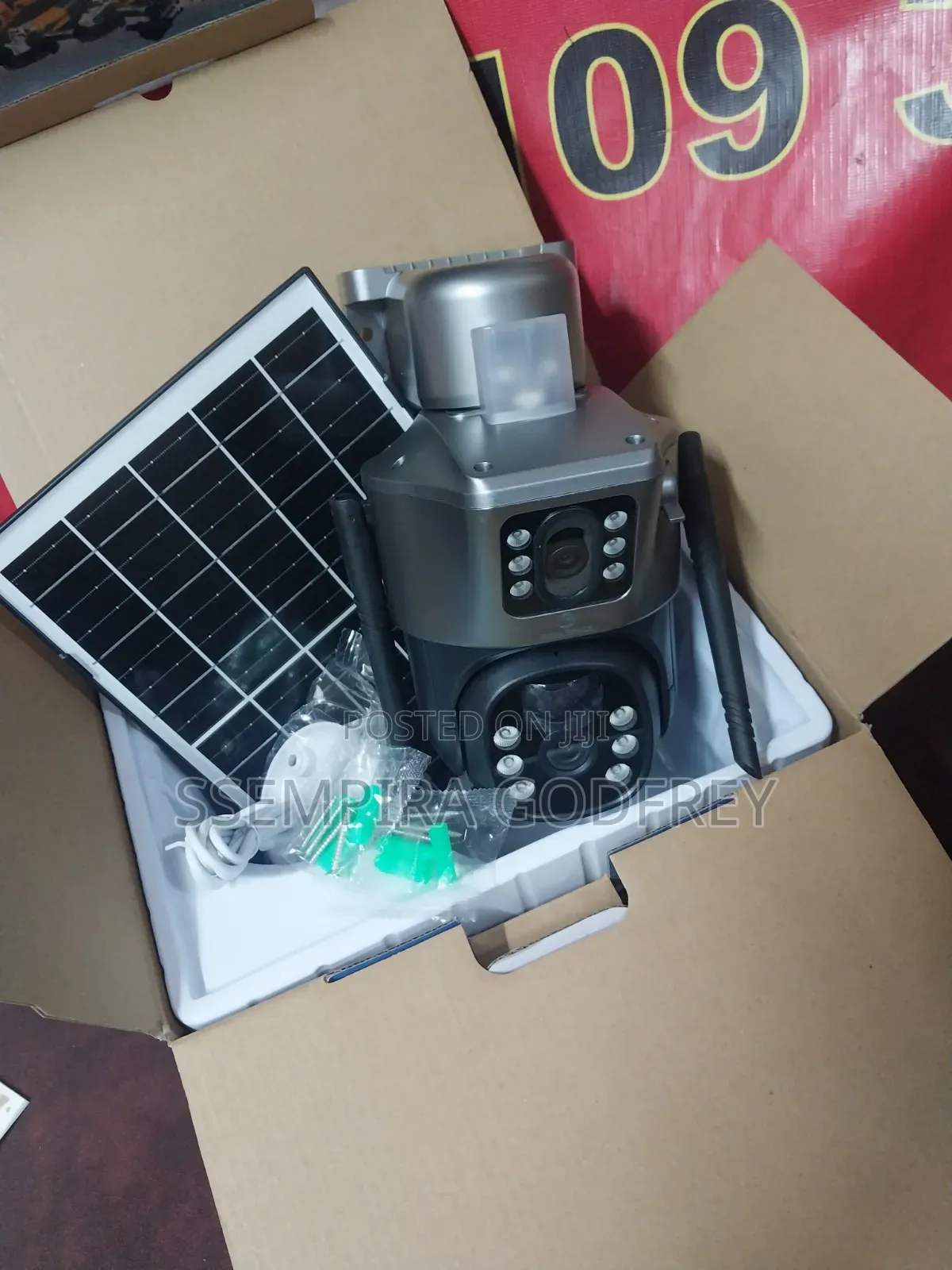 Real Time Remote Viewing 2 Lens Solar 4g Survillance Camera