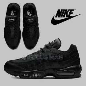 Nike Air Max Plus "Triple Black