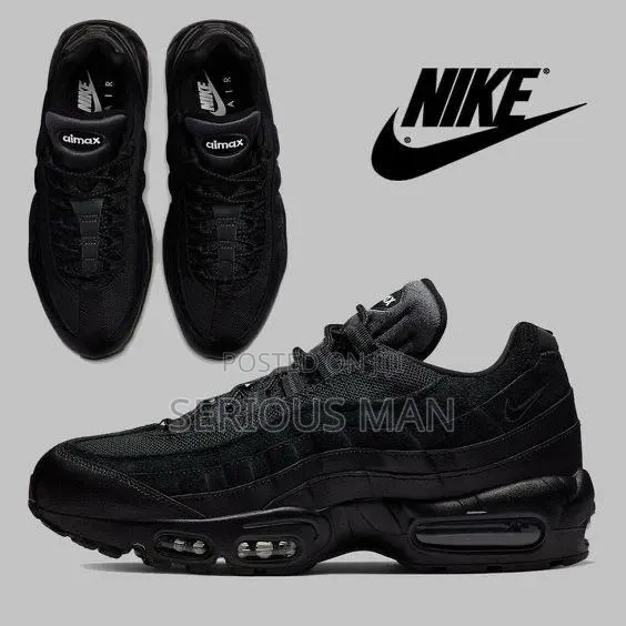 Nike Air Max Plus "Triple Black