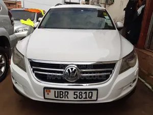 Volkswagen Tiguan 2012 White