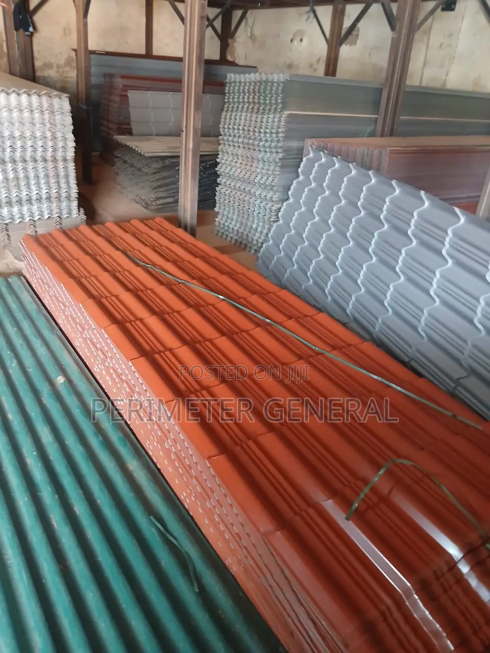 Versatile 65000 Brickred Smooth Roofing 28g Bwaise Opp Shell