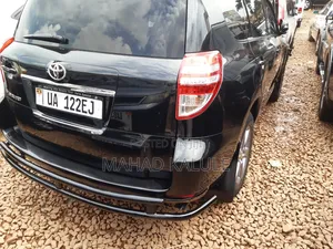 Toyota Vanguard 2010 Black