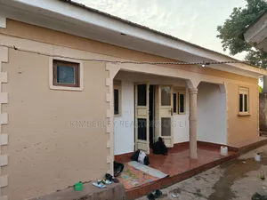2bdrm House in Division A for rent