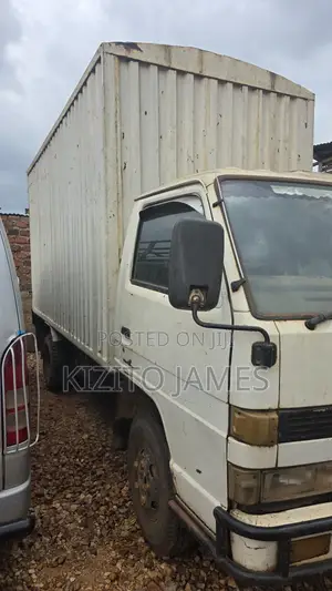 Isuzu Elf Box Body Truck (2500 Mutwe Mugazi) for Sale