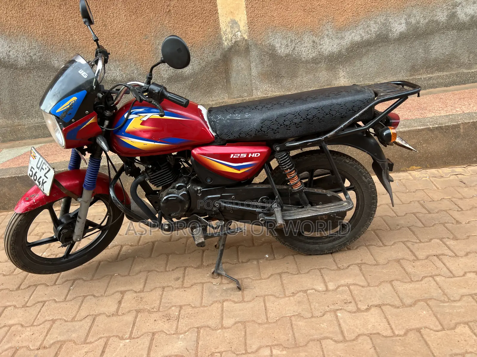 Bajaj CT 125X 2024 Red
