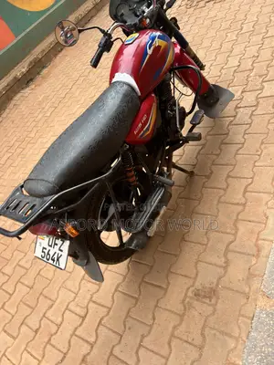 Bajaj CT 125X 2024 Red