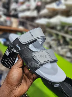 Reef Men's Cushion Tradewind Sandals